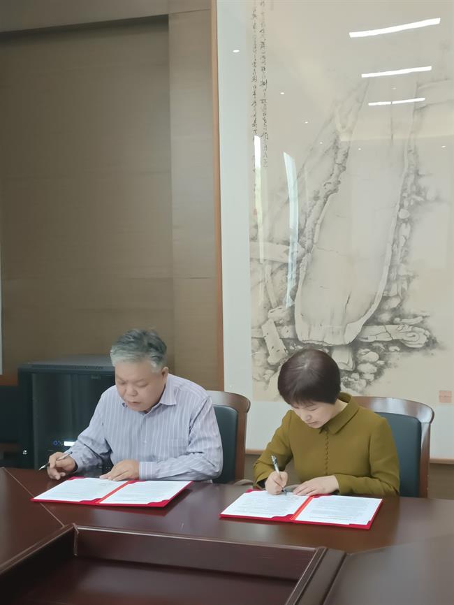 06d5cae8a00619d89fd209c8aecf150.jpg 06d5cae8a00619d89fd209c8aecf150.jpg