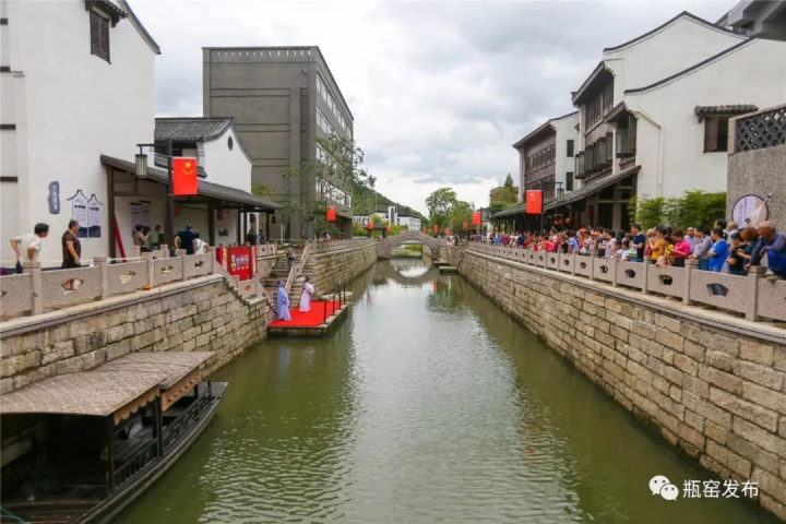 4月2日到6月30日，去瓶窑老街跟着电影学党史