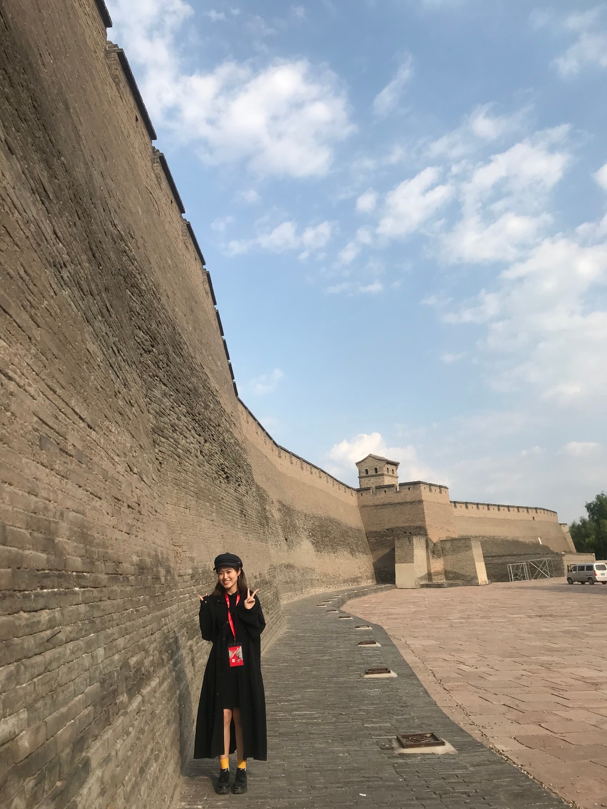 影视技术系陈易新 (1).jpeg