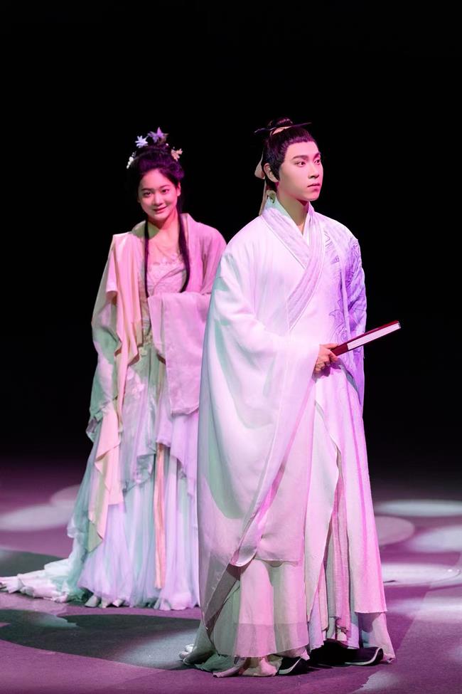 演出剧照 (4).jpg